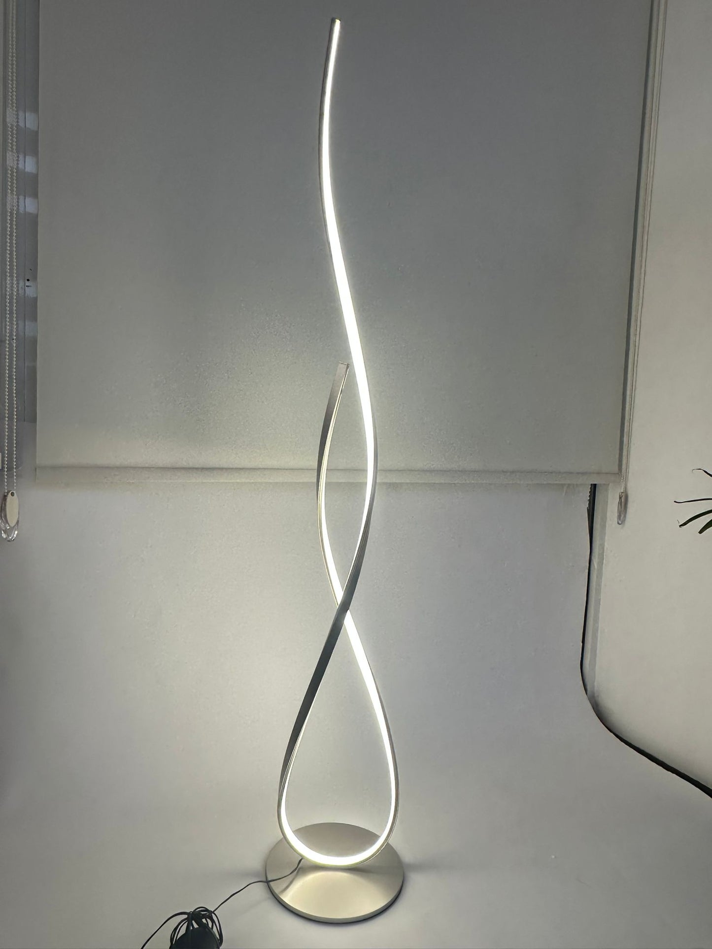 Lampadar Modern Halcyon Argintiu H1300 21W