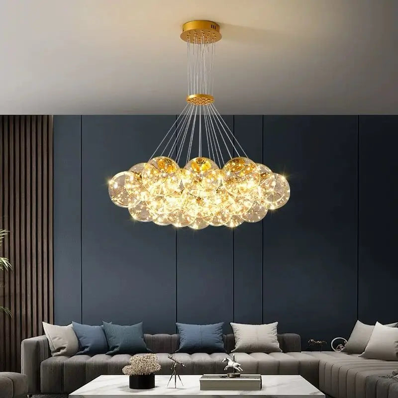 Lustra LED Suspendată Anicia Eleganta cu 13 Globuri, Auriu