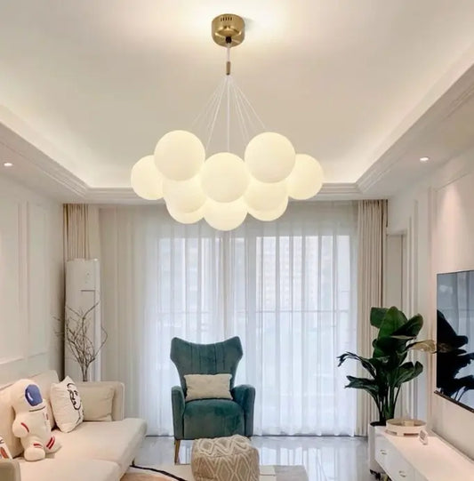 Lustră de Lux Anthea cu Globuri 13 Surse de Iluminare