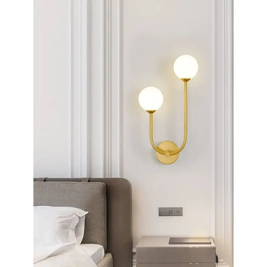 Aplica Perete Dublă Avelina, Aurie cu Glob Alb Mat E27 Max 60W