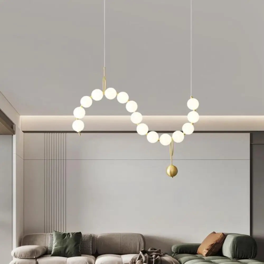 Lustra Capricia Perlată, Design Simplist, Globuri Albe Mat, Auriu