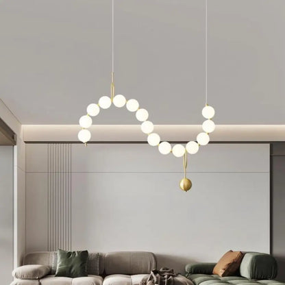 Lustra Capricia Perlată, Design Simplist, Globuri Albe Mat, Auriu