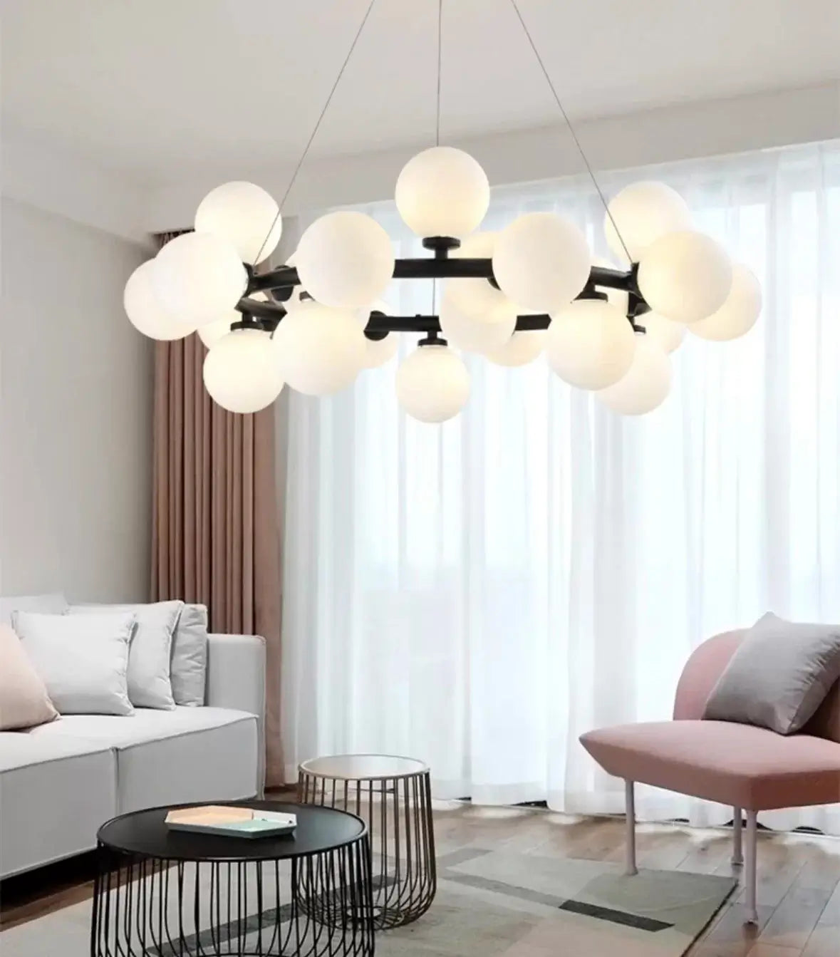Candelabru Negru Elegant Galla, Modern, 45 de Globuri LED Albe