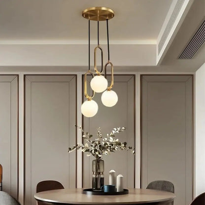 Lustra Aurie cu Globuri Albe Letitia, Stil Nordic, 40W