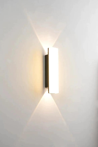 Aplica LED Finn 10W Exterior Lumina Calda