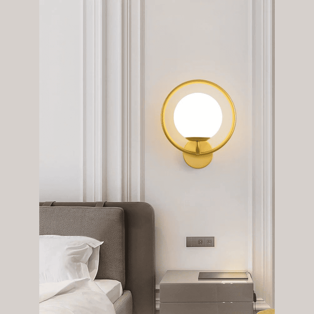 Aplica Linnea Gold E27 Max 60W Glob Mat Alb