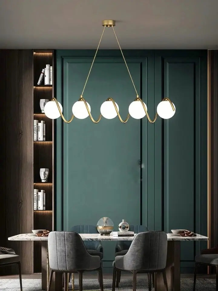 Candelabru Suspendat Aurelis în formă de Spirala Auriu, 5 Globuri