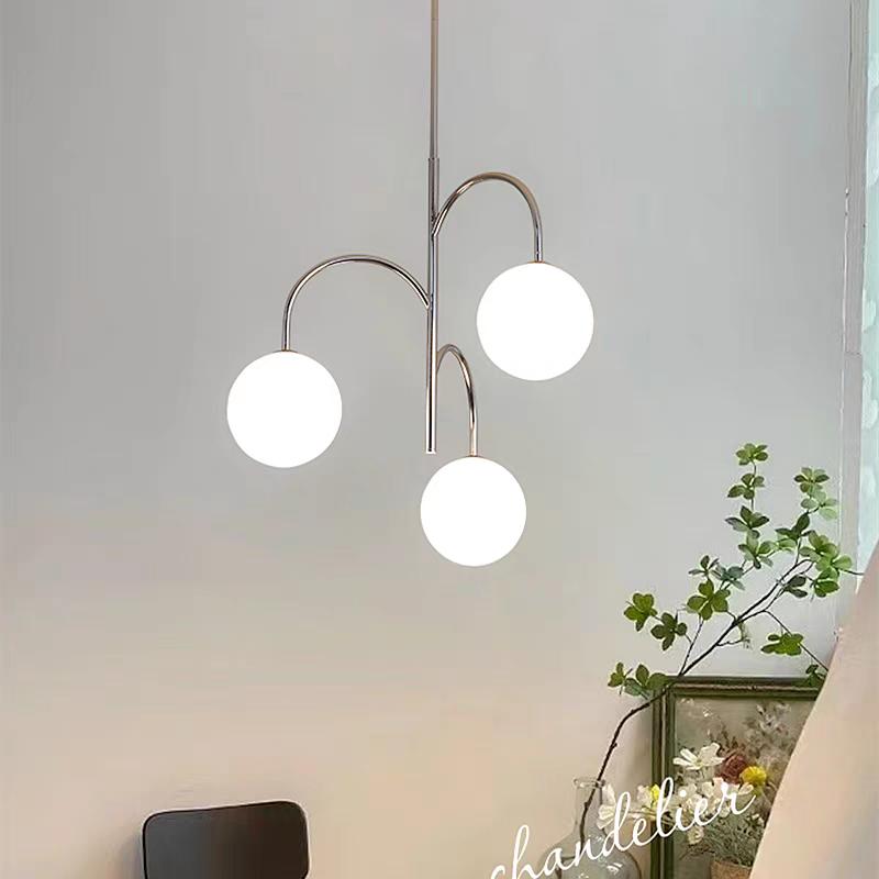 Lustra Argintie Avelora 3 Globuri Albe L550