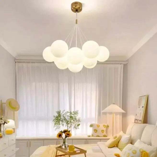 Lustră de Lux Anthea cu Globuri 13 Surse de Iluminare