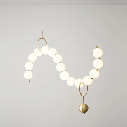 Lustra Capricia Perlată, Design Simplist, Globuri Albe Mat, Auriu