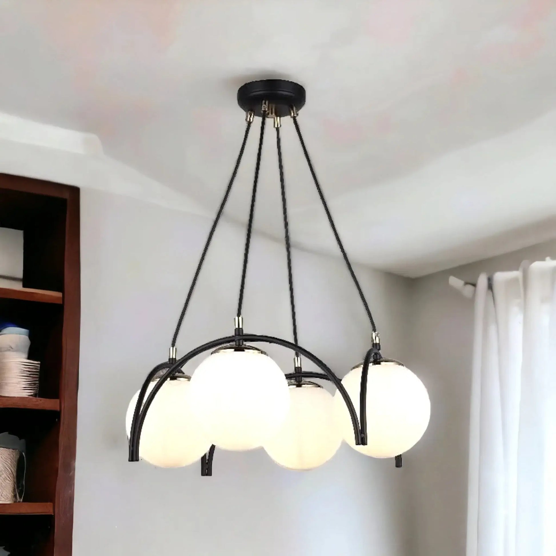 Lustra Neagră Melania, 4 Globuri Albe, 4xE27, 60W x 4