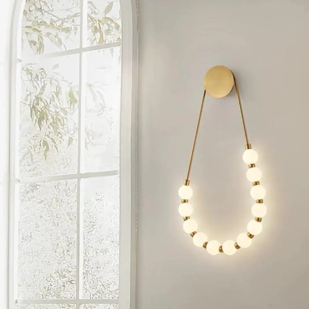 Aplica de Perete Aurie Celia, Globuri Albe, Design Sirag de Perle